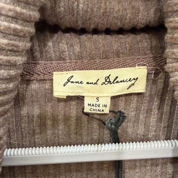 Jane and Delancey Cozy Cowl Neck Sweater - Picture 3 of 4